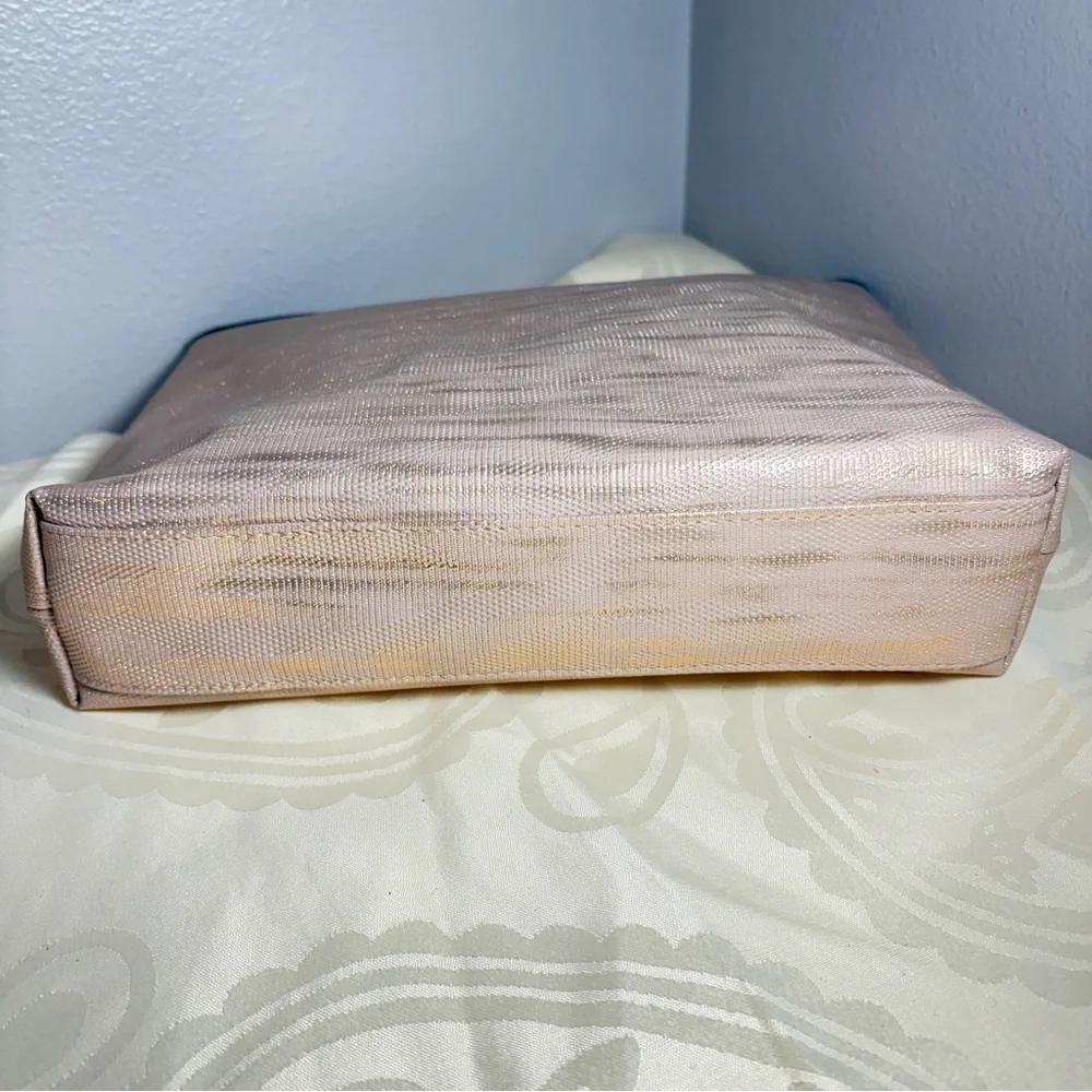 Elegant Cream Women's cosmetic Bag